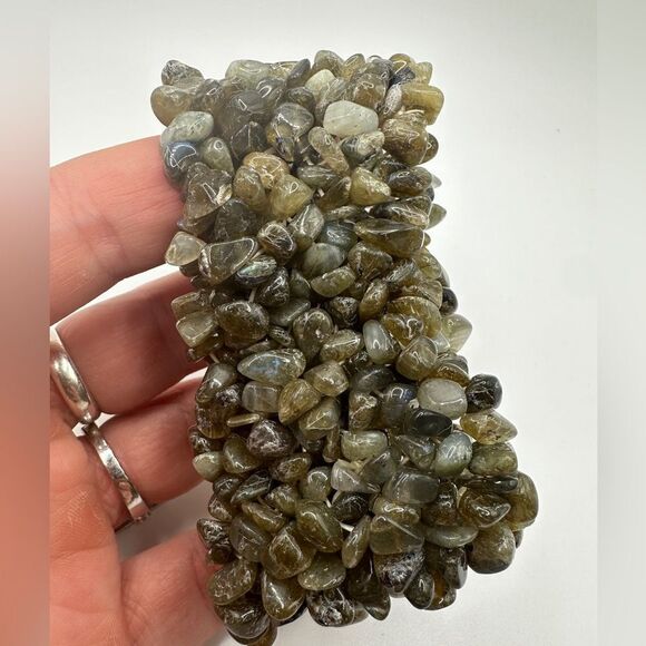 ALL Labradorite chip stretchy bracelet! 1.75" thick! - Picture 7 of 10